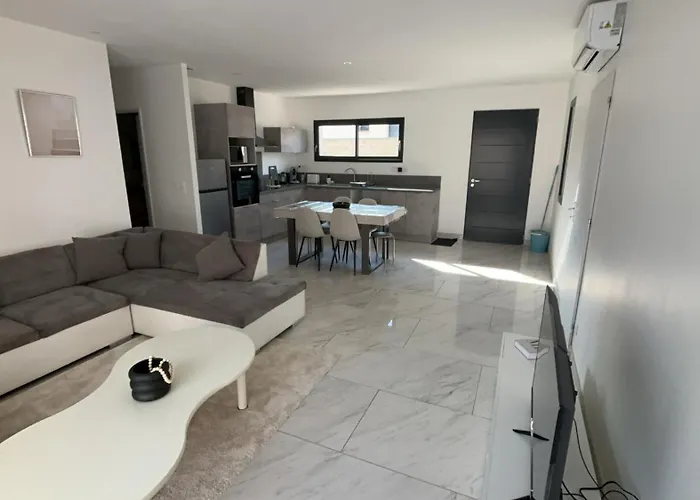 Jasmin Hébergement de vacances Bagnols-sur-Cèze